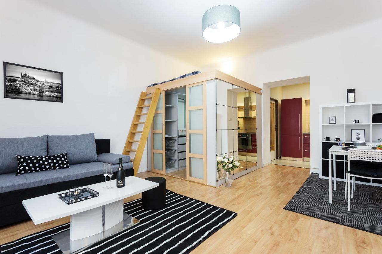 Stylish Apartment On Riverside Praha Exteriér fotografie